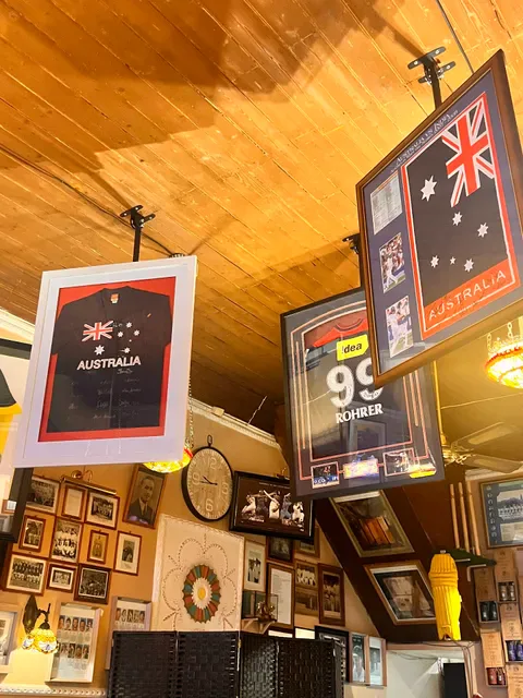 Bedi's Indian Restaurant