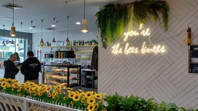 Bees Knees Cafe