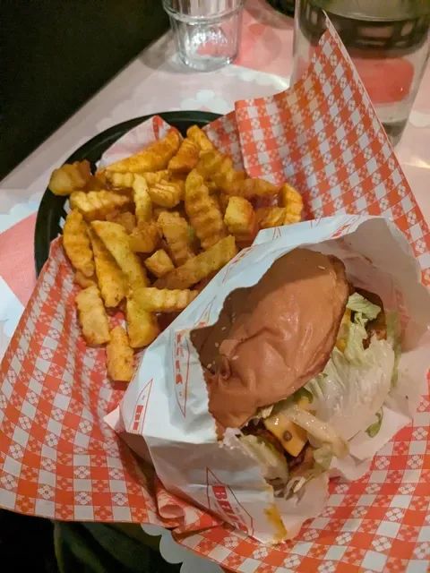 Belles Hot Chicken Fitzroy