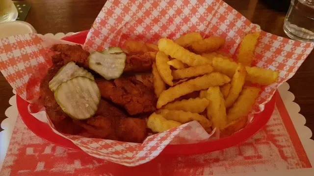 Belles Hot Chicken Melbourne CBD