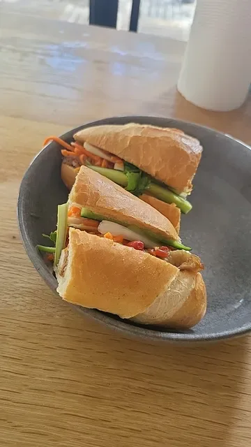 Ben Thanh Hot Bread & Cakes