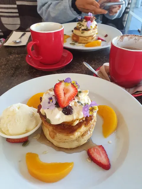 Bensons Café And Restaurant