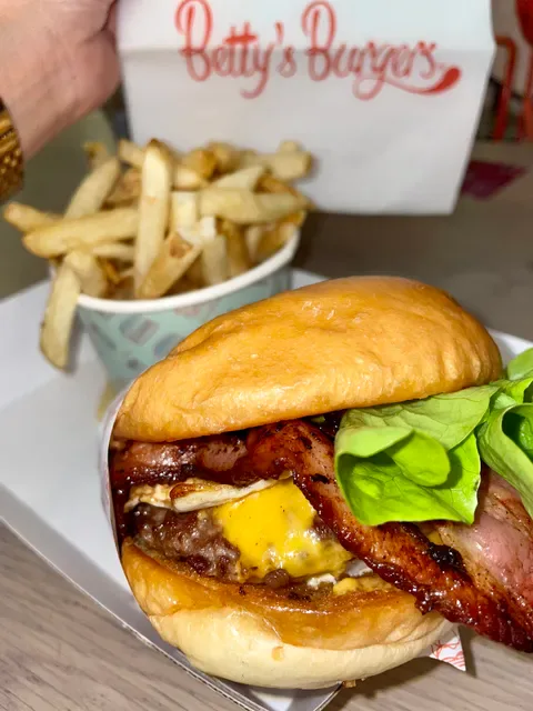 Betty's Burgers