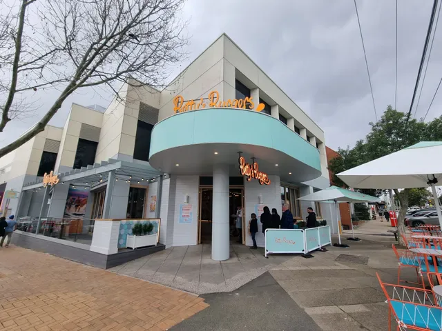 Betty's Burgers