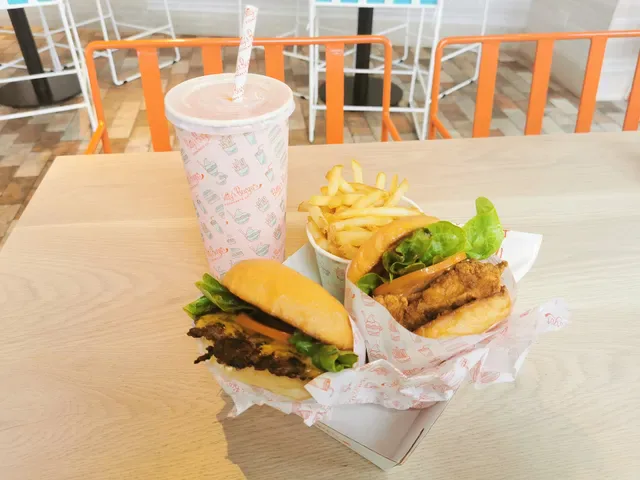 Betty's Burgers
