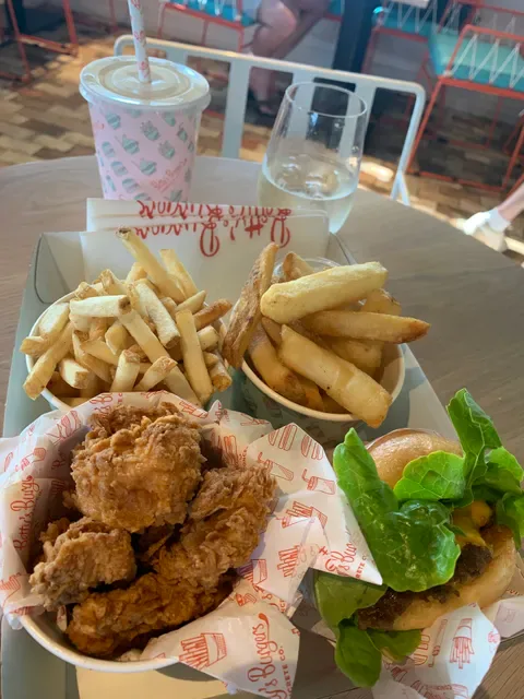 Betty's Burgers