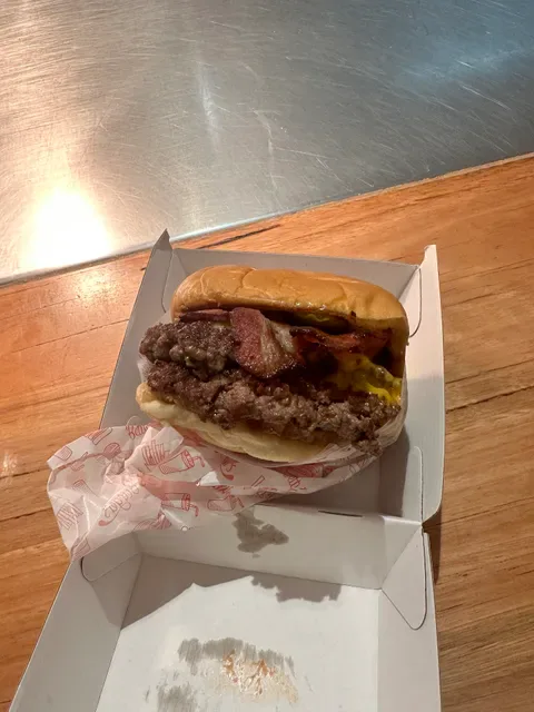 Betty's Burgers