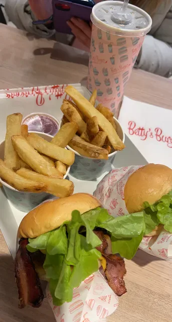 Betty's Burgers