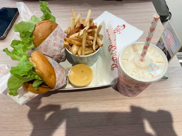 Betty's Burgers