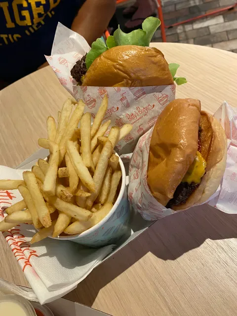 Betty's Burgers