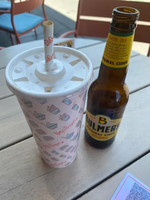 Betty's Burgers