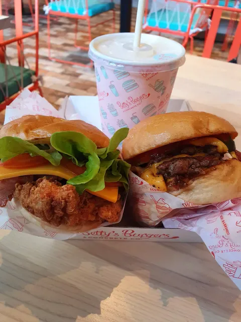 Betty's Burgers