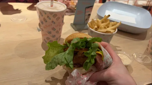 Betty's Burgers
