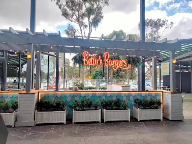 Betty's Burgers