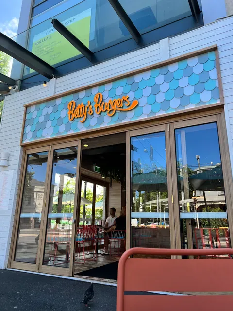 Betty's Burgers
