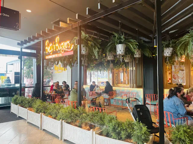 Betty's Burgers
