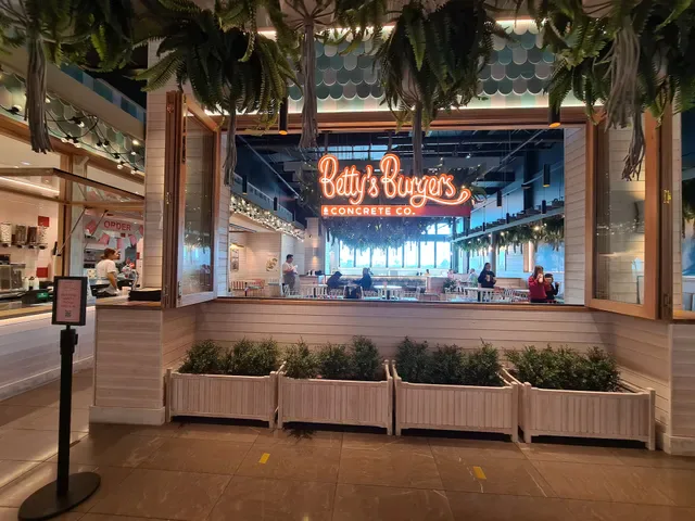 Betty's Burgers
