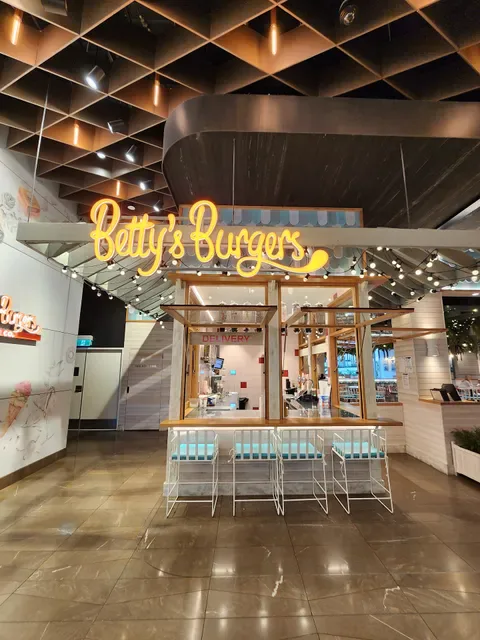 Betty's Burgers