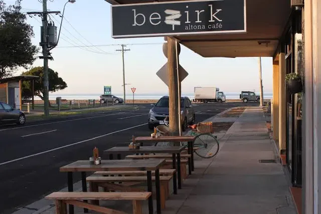 Bezirk Cafe