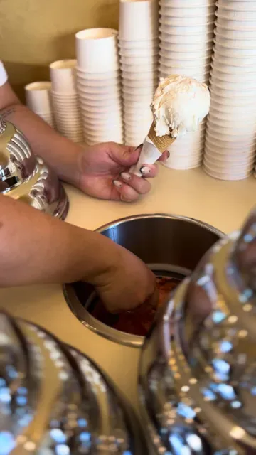 Bianco Latte Gelateria and Italian Desserts