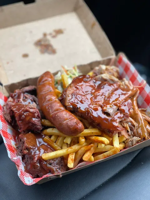 Big Earle's Roadhouse Barbecue