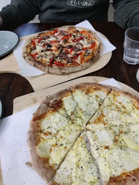 Bill & Ellie's