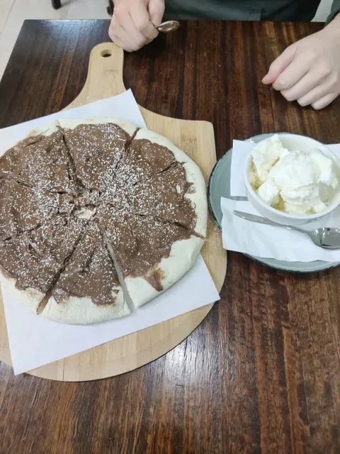 Bill & Ellie's