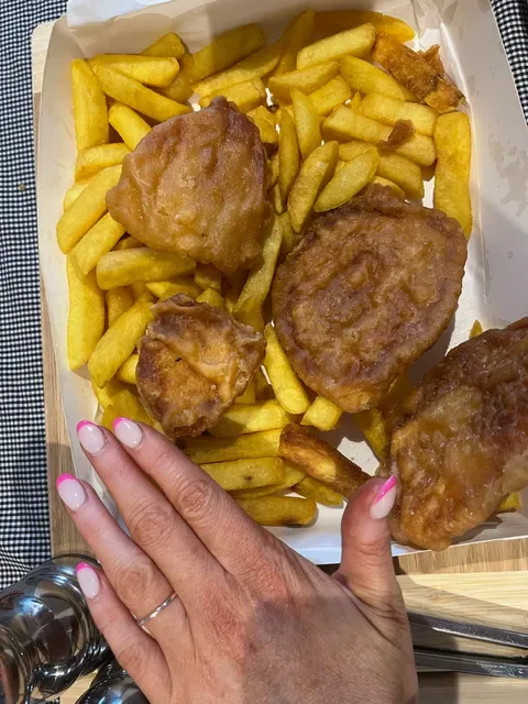 Bill's Takeaway Fish & Chip Shop