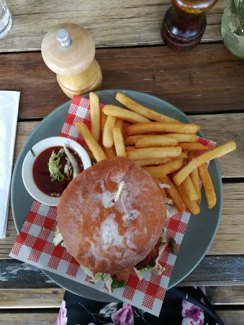 Birdcage Altona Cafe