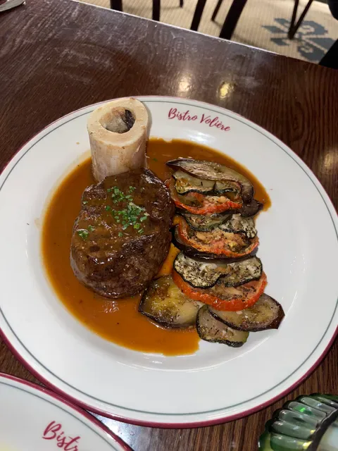 Bistro Voliere