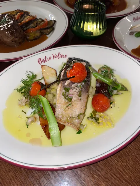 Bistro Voliere