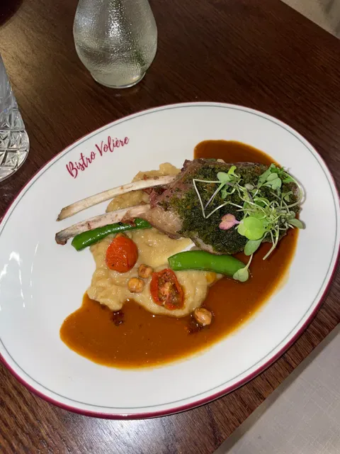 Bistro Voliere