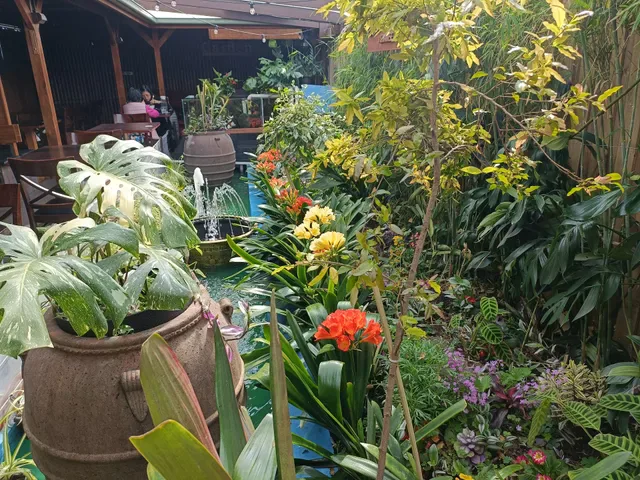 Blue Bamboo Restaurant and Cafe