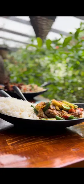Blue Bamboo Restaurant and Cafe