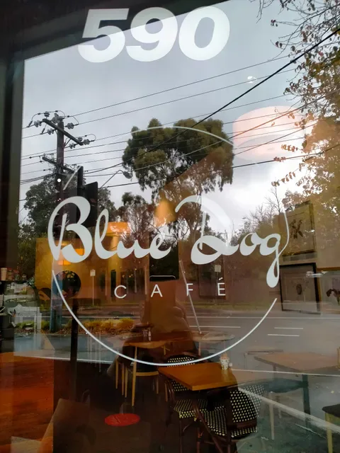 Blue Dog Café.