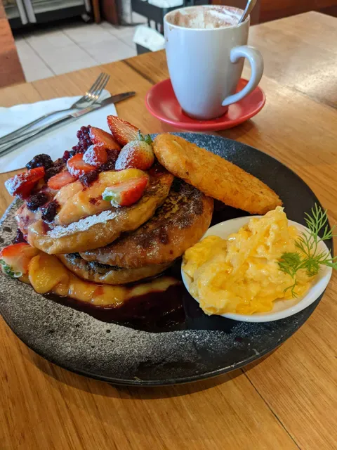 Blue Dog Café.