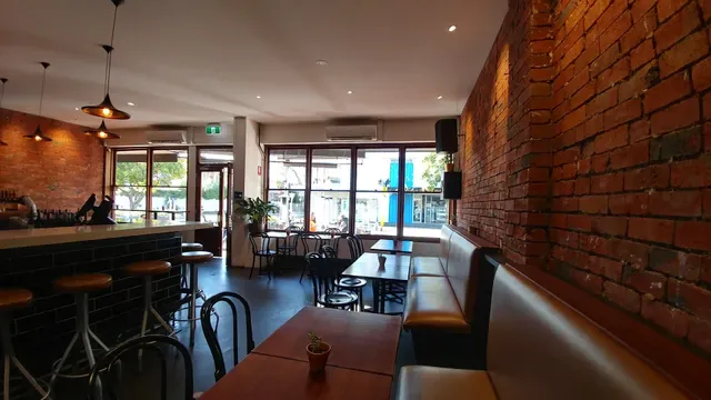 Blue Tongue Bar + Kitchen