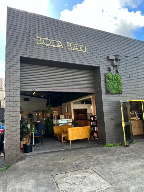 Bola Bake