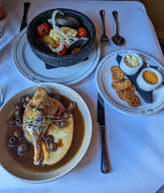 Bon Ap' Petit Bistro