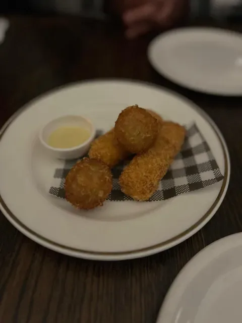 Bouvier Bar