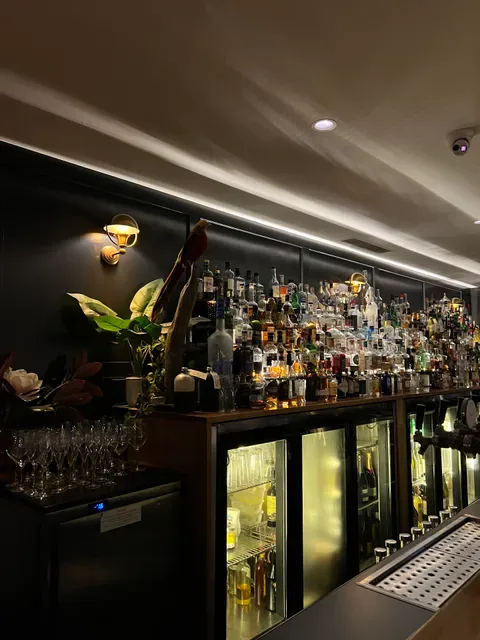 Bouvier Bar