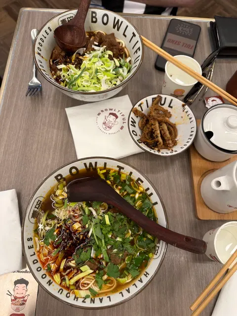 壹碗BOWLTIFUL Halal Lanzhou Handmade Noodles Swanston