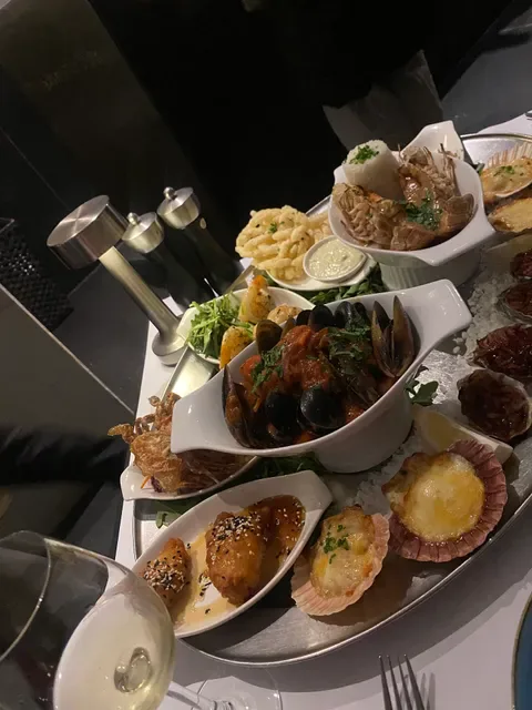 Box Seafood Restaurant