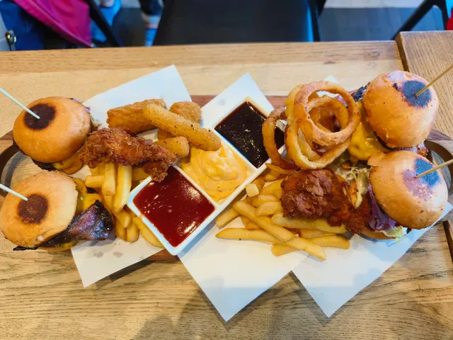 Branded Burgers & Bar