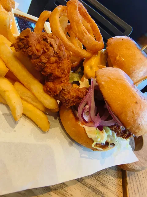 Branded Burgers & Bar