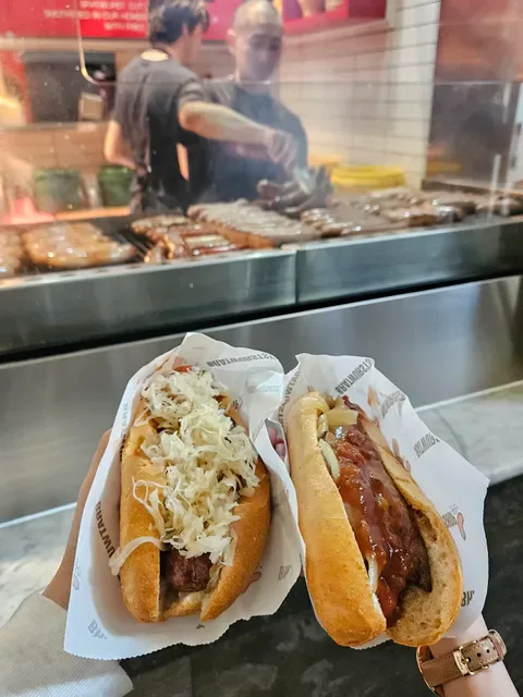 Bratwurst Shop & Co