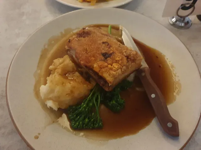 Bridge Inn Hotel