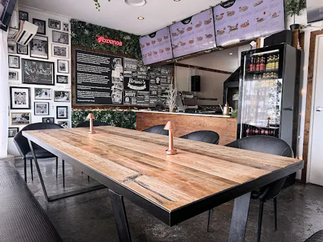 Bruno's Pizza