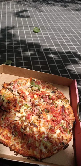 Buoy Pizza