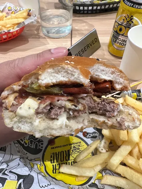 Burger Road - Hawthorn